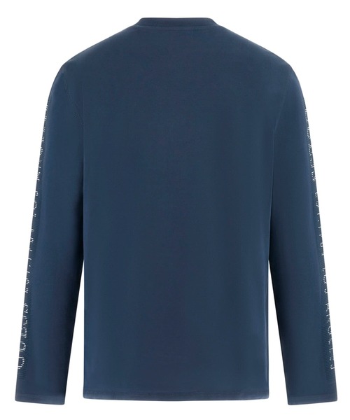 Guess(ゲス)の「Crew Neck Long Sleeves Logo Tee 長袖Tシャツ(Tシャツ/カットソー・メンズ・ホワイト/ネイビー/ブラック・SMALL/MEDIUM/LARGE/X-LARGE)」の4枚目の写真