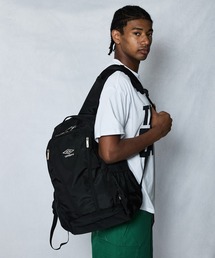 UMBRO(アンブロ)の【umbro/アンブロ】大容量刺繍バックパック(40L)(バックパック/リュック)