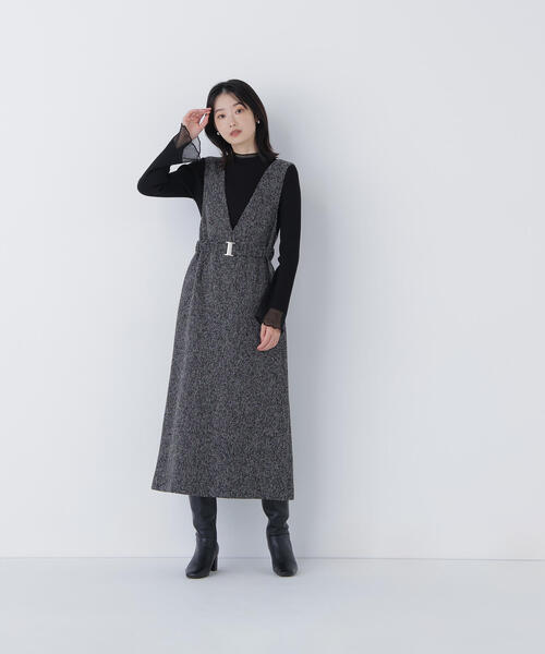 NATURAL BEAUTY BASIC(ナチュラルビューティーベーシック)の「◇ベルト付Vネックジャンスカ(ジャンパースカート・レディース・ベージュ系その他/ブラック系その他・P/S/MEDIUM/SMALL)」の6枚目の写真