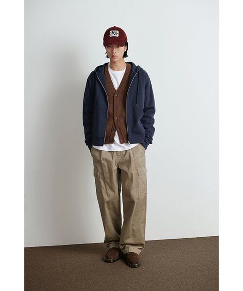 MUSINSA STANDARD（ムシンサスタンダード）の「クルーネック長袖Tシャツ[ホワイト]（Tシャツ/カットソー・メンズ・その他・XX-LARGE/XXX-LARGE/SMALL/MEDIUM/LARGE/X-LARGE）」の5枚目の写真