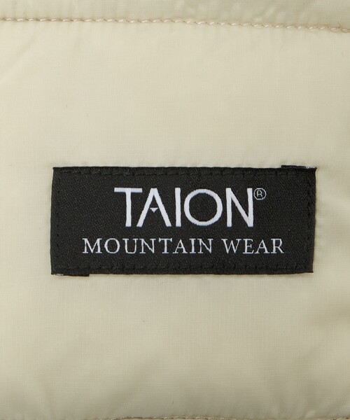 TAION(タイオン)の「<TAION>マウンテン リバーシブル ダウンボア マフラー(マフラー・メンズ・ライトグレー/ネイビー/ブラック・FREE)」の8枚目の写真