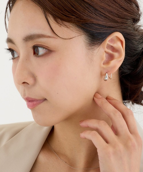CALIN STANDARD(カリンスタンダード)の「◆金属アレルギー対応◆◆made in japan◆ドロップ カールピアス(ピアス(両耳用)・レディース・ゴールド/シルバー・FREE)」の5枚目の写真