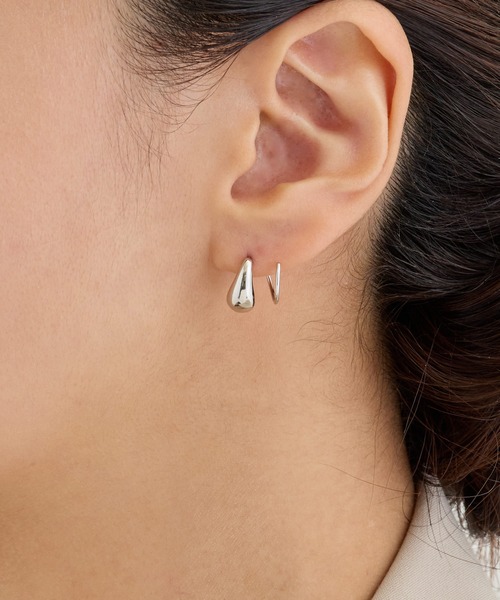 CALIN STANDARD(カリンスタンダード)の「◆金属アレルギー対応◆◆made in japan◆ドロップ カールピアス(ピアス(両耳用)・レディース・ゴールド/シルバー・FREE)」の4枚目の写真