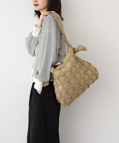 crossi(クロッシー)の「ぽこぽこプリーツショルダーバッグ(ショルダーバッグ・レディース・カーキ/グリーン/ベージュ/ブラック・FREE)」の13枚目の写真