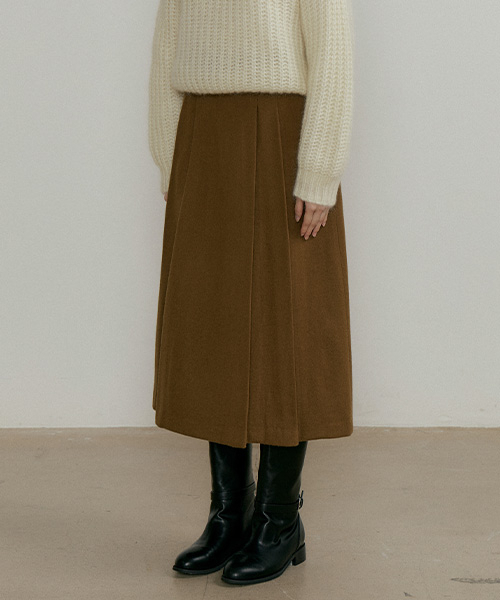 LINGSEOUL(リングソウル)の「lambs wool two tuck skirt-brown(スカート・レディース・ブラウン・SMALL/MEDIUM)」の3枚目の写真