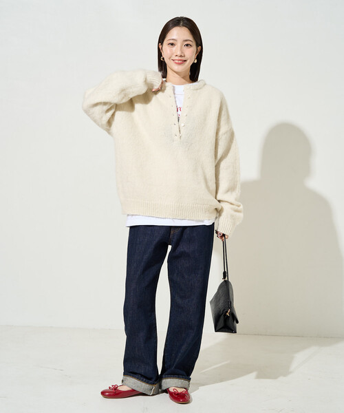 FREAK'S STORE(フリークスストア)の「限定展開 ウール タッチ 起毛 ヘンリーネック ニット(ニット/セーター・レディース・グレー/ナチュラル/ピンク/ブラック・フリ-)」の5枚目の写真