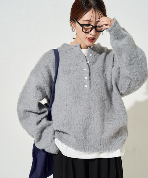 FREAK'S STORE(フリークスストア)の「限定展開 ウール タッチ 起毛 ヘンリーネック ニット(ニット/セーター・レディース・グレー/ナチュラル/ピンク/ブラック・フリ-)」の17枚目の写真