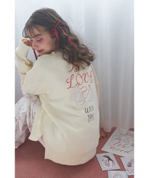 tocco closet（トッコ　クローゼット）の「【momomi yuri コラボ】LOVE刺繍バックプリント裏起毛ルーズスウェット（スウェット）」