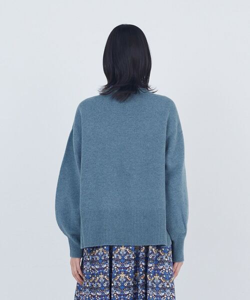 ADIEU TRISTESSE（アデュートリステス）の「ロールカラーパフスリーブニット（ニット/セーター・レディース・グリーン系その他/ライトグレー/ピンク・FREE）」の14枚目の写真