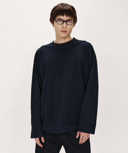 SHIRTER(シャーター)の「FINE COTTON OVERSIZE FIT LS T-SHIRT (NAVY)(Tシャツ/カットソー・メンズ・その他・SMALL/MEDIUM/LARGE)」の5枚目の写真