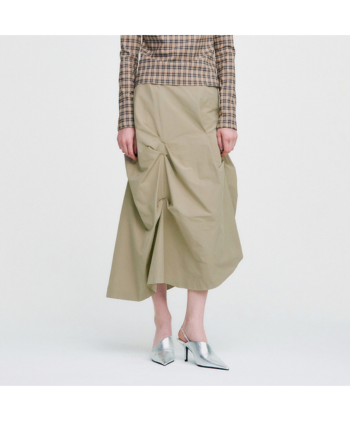 KIMZISU(キムジス)の「DOZI - Pinched Long Skirt _ BEIGE(スカート・レディース・ベージュ・SMALL/MEDIUM)」の1枚目の写真