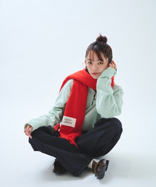 common gull products.(コモンガルプロダクツ)の「本を抱くマフラー(マフラー・レディース・グレー系/レッド系/ネイビー/イエロー系/ダークブラウン系/ピンク系・フリー)」の15枚目の写真