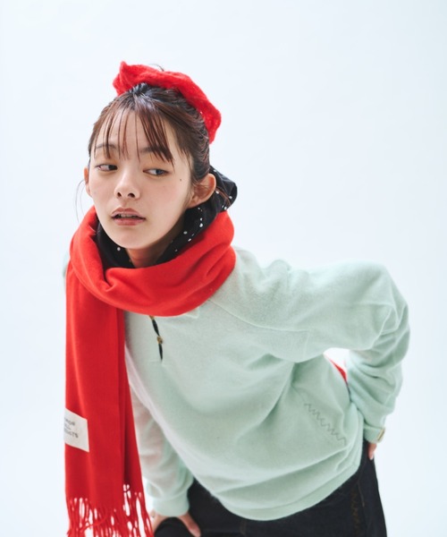 common gull products.(コモンガルプロダクツ)の「本を抱くマフラー(マフラー・レディース・グレー系/レッド系/ネイビー/イエロー系/ダークブラウン系/ピンク系・フリー)」の19枚目の写真