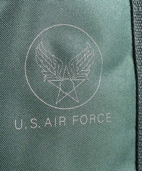 ８(eight)（エイト）の「USAF50's ヘルメットバッグ ステンシルあり（トートバッグ・メンズ・セージグリーン/ブラック・FREE）」の6枚目の写真