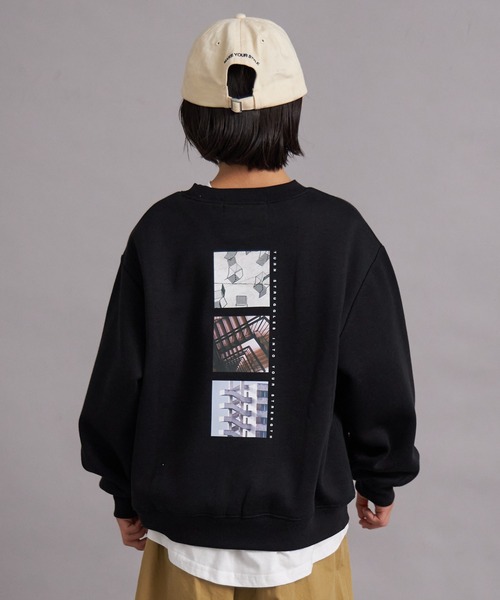 PAIRMANON STREET（ペアマノンストリート）の「裏起毛 フォトプリント スウェット トレーナー【PAIRMANON STREET】（スウェット・キッズ・ライトパープル/グレー/ブラック系その他/ブラック/グレー系その他・100/110/120/130/140/150/160/90）」の2枚目の写真
