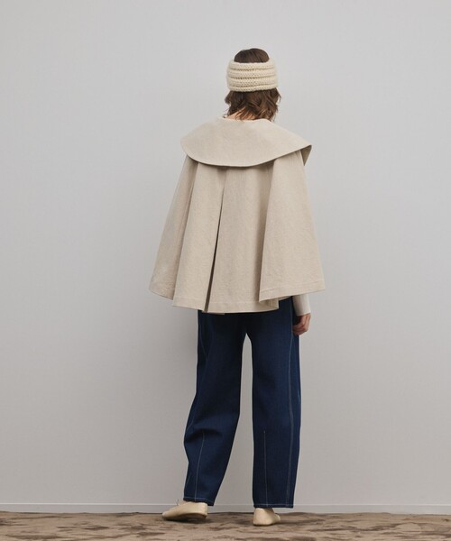 GRACE CONTINENTAL（グレースコンチネンタル）の「リネンオックスケープジャケット（その他アウター・レディース・ブラック/ベージュ・36）」の5枚目の写真