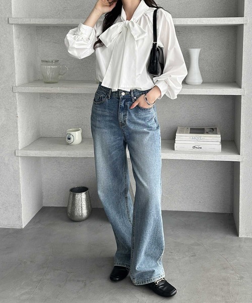 GeeRA(ジーラ)の「ボリュームボウタイブラウス(シャツ/ブラウス・レディース・ブラック/ブルー系その他/オフホワイト・LARGE/MEDIUM/X-LARGE)」の8枚目の写真