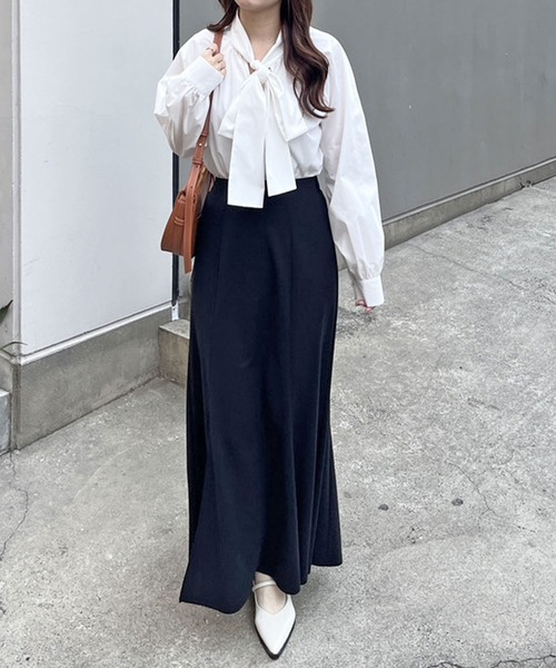 GeeRA（ジーラ）の「オンオフ着られる！洗えるイージーケアボリュームボウタイリボンブラウス（シャツ/ブラウス・レディース・ブラック/ブルー系その他/オフホワイト・LARGE/MEDIUM/X-LARGE）」の21枚目の写真