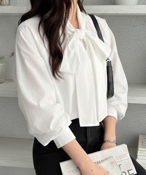 GeeRA（ジーラ）の「オンオフ着られる！洗えるイージーケアボリュームボウタイリボンブラウス（シャツ/ブラウス・レディース・ブラック/ブルー系その他/オフホワイト・LARGE/MEDIUM/X-LARGE）」の20枚目の写真