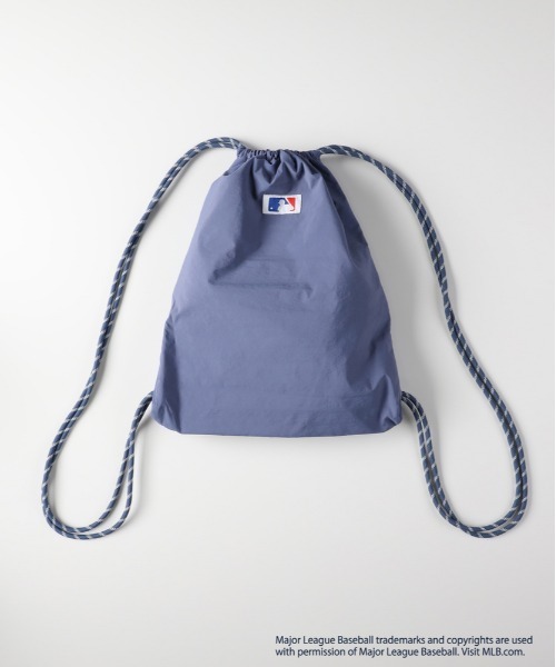 Right-on（ライトオン）の「【MLB】ワッシャーナイロンナップサック (軽量/スポーティ/チームロゴ/シンプルデザイン)（ショルダーバッグ・メンズ・ブラウン/ブラック/ブルー・ONE SIZE）」の12枚目の写真