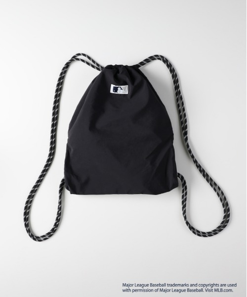 Right-on（ライトオン）の「【MLB】ワッシャーナイロンナップサック (軽量/スポーティ/チームロゴ/シンプルデザイン)（ショルダーバッグ・メンズ・ブラウン/ブラック/ブルー・ONE SIZE）」の15枚目の写真