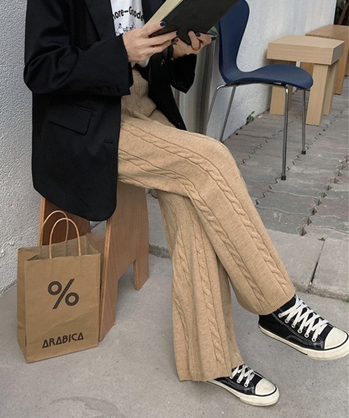 NANEA（ナネア）の「ケーブル編みニットイージーパンツ（その他パンツ・レディース・グレー/ブラック/ホワイト/ベージュ・フリー）」の19枚目の写真
