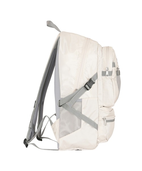 NEW BALANCE（ニューバランス）の「エブリデイバックパック30L（バックパック/リュック・メンズ・オフホワイト/ブラック×レッド・ONE SIZE）」の9枚目の写真