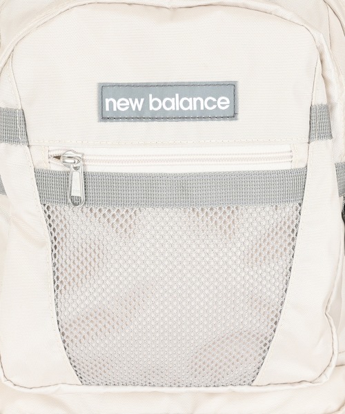 NEW BALANCE（ニューバランス）の「エブリデイバックパック30L（バックパック/リュック・メンズ・オフホワイト/ブラック×レッド・ONE SIZE）」の11枚目の写真