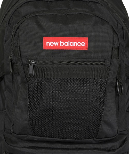 NEW BALANCE（ニューバランス）の「エブリデイバックパック30L（バックパック/リュック・メンズ・オフホワイト/ブラック×レッド・ONE SIZE）」の19枚目の写真