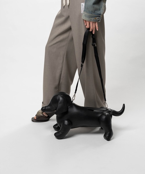 Maison MIHARA YASUHIRO(メゾンミハラヤスヒロ)の「"DOLLS" Dachshund Shoulder Bag(ショルダーバッグ・メンズ・ブラック・FREE)」の10枚目の写真
