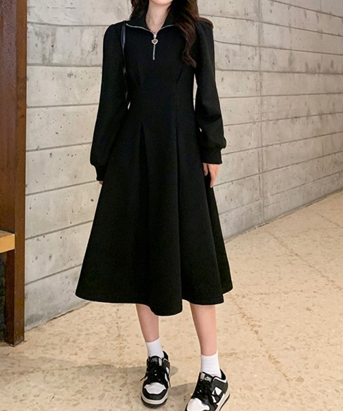 SallyLunn(サリーラン)の「ウエストタックハーフジップワンピース(ワンピース・レディース・アイボリー/ブラック・LARGE/MEDIUM)」の5枚目の写真