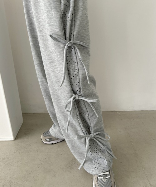CLEA(クレア)の「ドットリボンスウェットパンツ(スウェットパンツ・レディース・ブラック/グレー・FREE)」の13枚目の写真