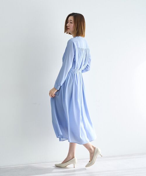 YECCA VECCA（イェッカヴェッカ）の「ベルト付きギャザーワンピース（ワンピース・レディース・オレンジ/ブルー/ネイビー・FREE）」の19枚目の写真