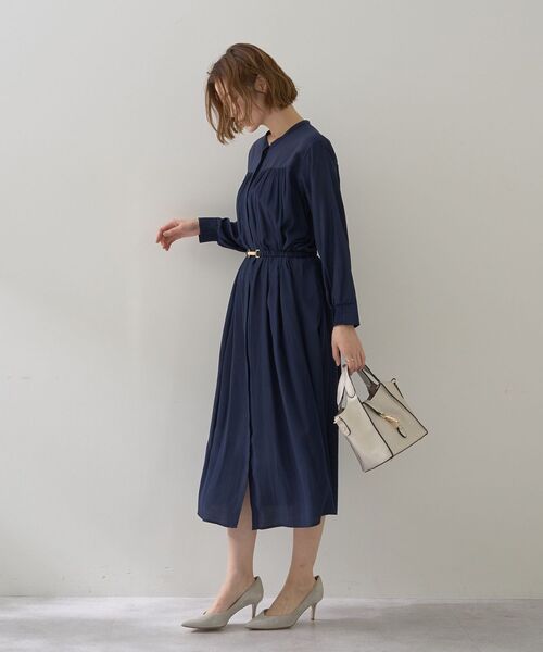 YECCA VECCA（イェッカヴェッカ）の「ベルト付きギャザーワンピース（ワンピース・レディース・オレンジ/ブルー/ネイビー・FREE）」の5枚目の写真