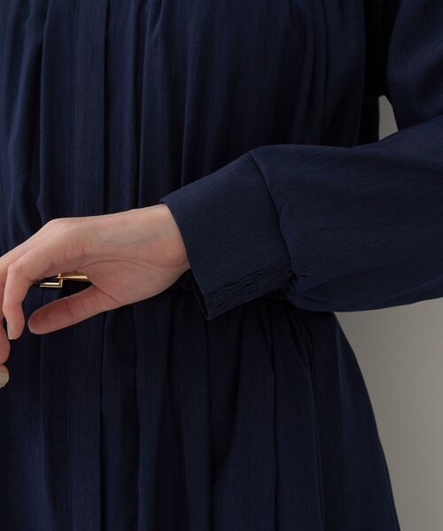 YECCA VECCA（イェッカヴェッカ）の「ベルト付きギャザーワンピース（ワンピース・レディース・オレンジ/ブルー/ネイビー・FREE）」の8枚目の写真