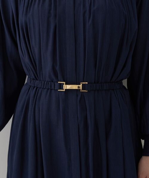 YECCA VECCA（イェッカヴェッカ）の「ベルト付きギャザーワンピース（ワンピース・レディース・オレンジ/ブルー/ネイビー・FREE）」の9枚目の写真