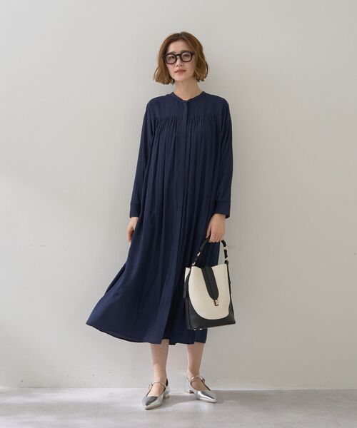 YECCA VECCA（イェッカヴェッカ）の「ベルト付きギャザーワンピース（ワンピース・レディース・オレンジ/ブルー/ネイビー・FREE）」の11枚目の写真