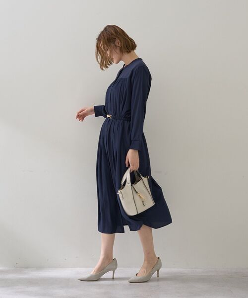 YECCA VECCA（イェッカヴェッカ）の「ベルト付きギャザーワンピース（ワンピース・レディース・オレンジ/ブルー/ネイビー・FREE）」の14枚目の写真