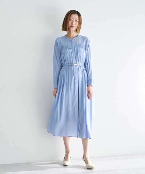 YECCA VECCA（イェッカヴェッカ）の「ベルト付きギャザーワンピース（ワンピース・レディース・オレンジ/ブルー/ネイビー・FREE）」の2枚目の写真