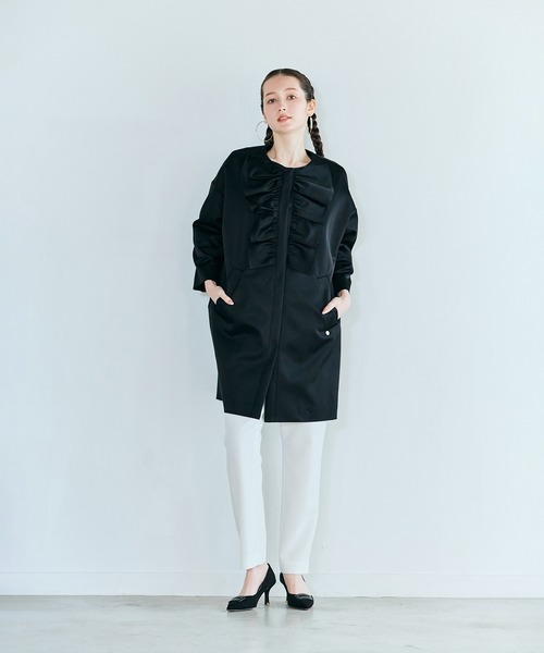 Audie a Muses(オーディアミューズ)の「リボンフリルコクーンコートジャケット(ノーカラージャケット・レディース・オフホワイト/ブラック・FREE)」の17枚目の写真