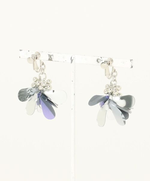 tone（トーン）の「【Beauty bell】ファンファーレイヤリング（イヤリング・レディース・パープル/レッド/ネイビー/ピンク/パープル系その他2/グレー・FREE）」の7枚目の写真