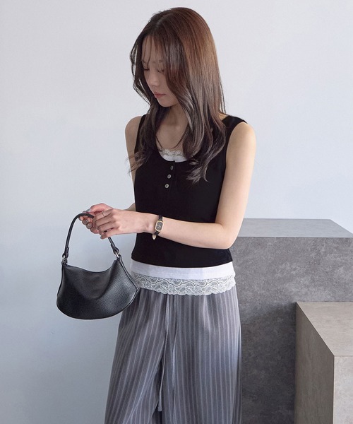 CHAN ME(チャンミ)の「レイヤードレースタンクトップ(タンクトップ・レディース・ベージュ/ネイビー/ブラック/グレー・X-LARGE/LARGE/MEDIUM)」の7枚目の写真