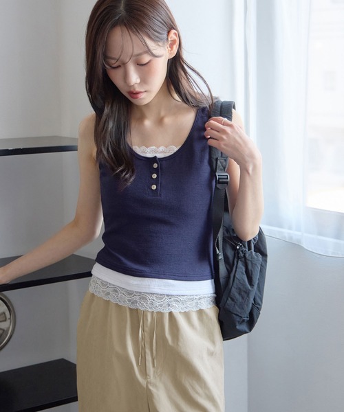 CHAN ME(チャンミ)の「レイヤードレースタンクトップ(タンクトップ・レディース・ベージュ/ネイビー/ブラック/グレー・X-LARGE/LARGE/MEDIUM)」の22枚目の写真