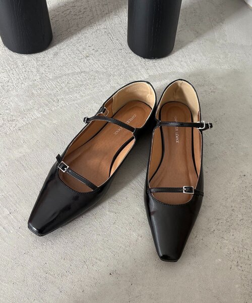 CAPRICIEUX LE'MAGE（カプリシューレマージュ）の「Wストラップフラットシューズ（パンプス・レディース・オフホワイト/ブラック・37/36/38）」の8枚目の写真