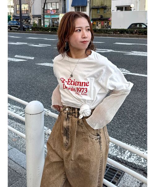 Ungrid（アングリッド）の「ミニスラブビッグシルエットロゴTee（Tシャツ/カットソー・レディース・レッド/ライトグレー/オフホワイト/ネイビー・FREE）」の9枚目の写真