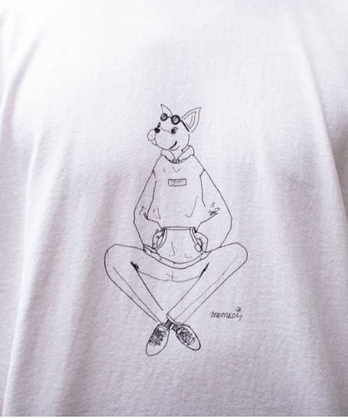A blends(エイブレンズ)の「"A blends Meme-ci × A blends イラストTシャツ ""french bull"" "(Tシャツ/カットソー・メンズ・ブラック/ホワイト・X-LARGE)」の5枚目の写真