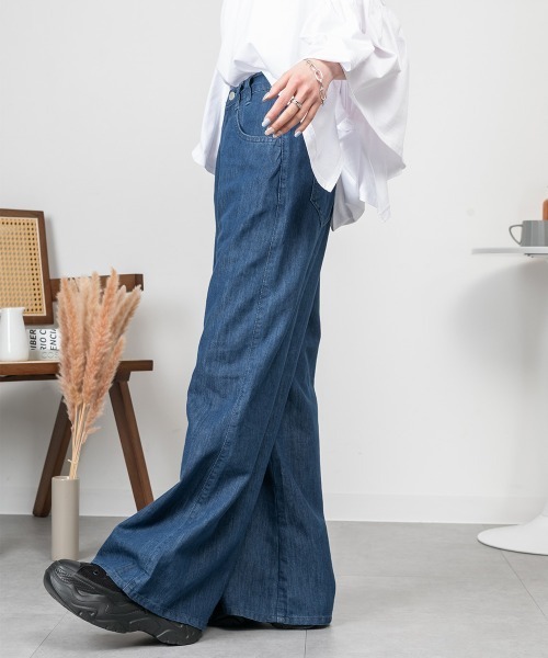 RCD(アールシーディー)の「ドレープワイドフレアパンツ(その他パンツ・レディース・ネイビー/ワンウォッシュ/ブルー・4L/3L/LL/L/M)」の22枚目の写真