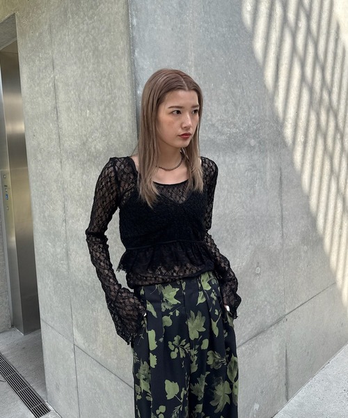 Ameri（アメリ）の「CUT LACE BUSTIER SET TOP（シャツ/ブラウス・レディース・アイボリー/ブラック・FREE）」の15枚目の写真