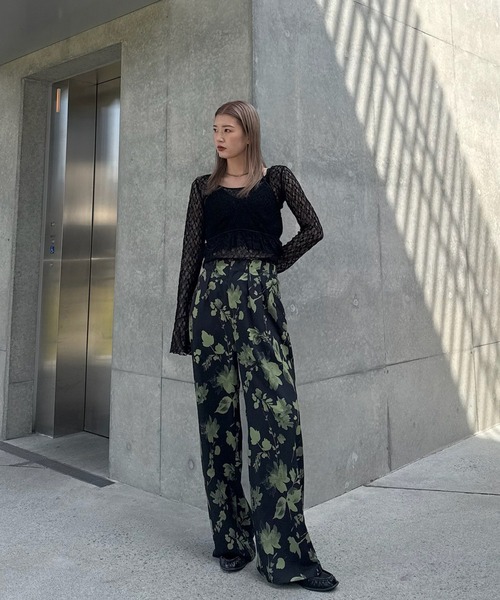 Ameri（アメリ）の「CUT LACE BUSTIER SET TOP（シャツ/ブラウス・レディース・アイボリー/ブラック・FREE）」の16枚目の写真