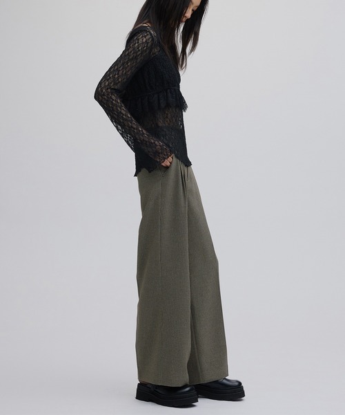 Ameri（アメリ）の「CUT LACE BUSTIER SET TOP（シャツ/ブラウス・レディース・アイボリー/ブラック・FREE）」の11枚目の写真